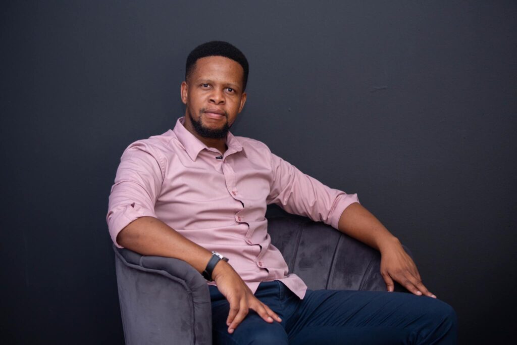 421910162_867284575403268_9165661486354385748_n